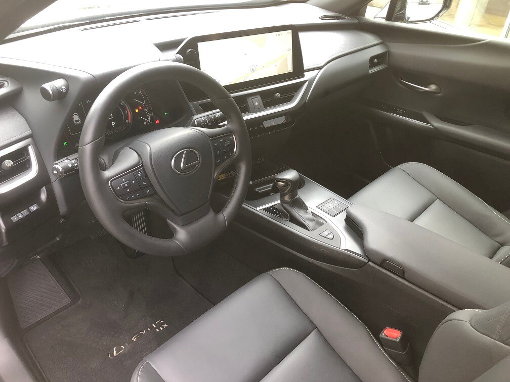 Lexus UX